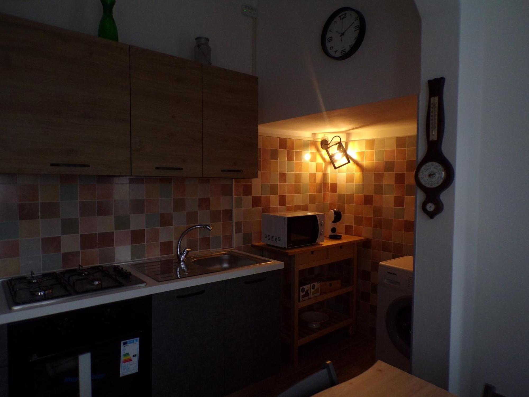 Casa Vacanze Terra Di Mezzo Invorio Inferiore Buitenkant foto