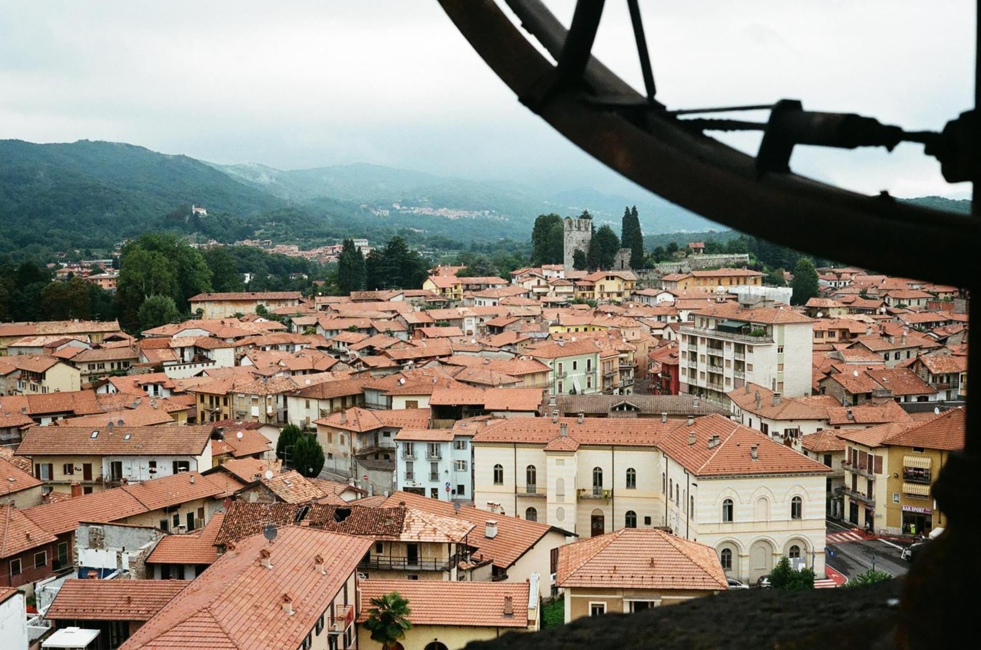 Casa Vacanze Terra Di Mezzo Invorio Inferiore Buitenkant foto