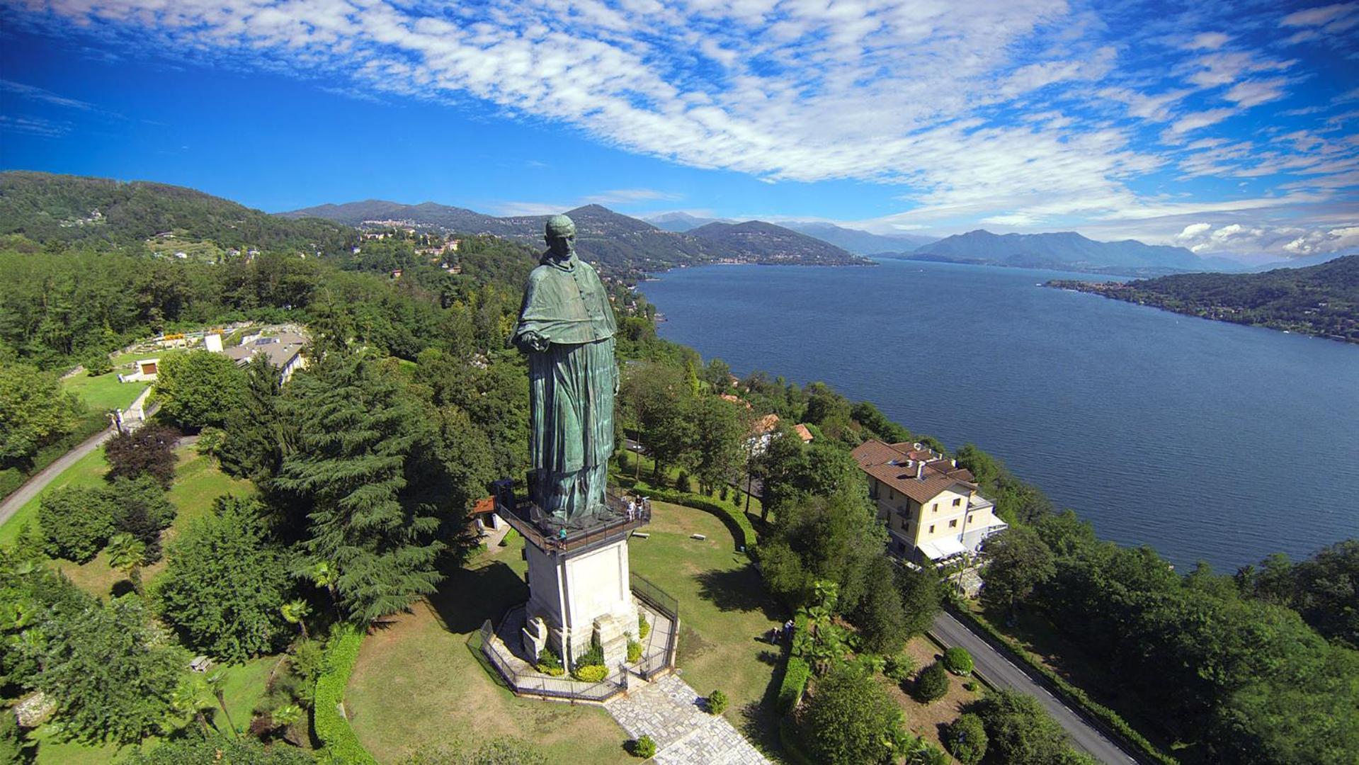 Casa Vacanze Terra Di Mezzo Invorio Inferiore Buitenkant foto